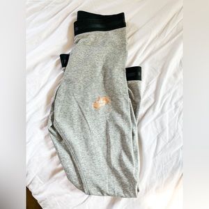 NIKE air leggings Size Small